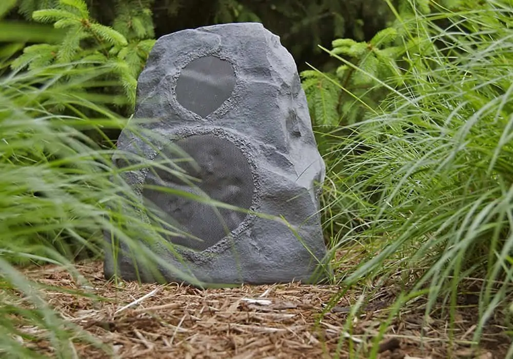 Outdoor speaker placement guide