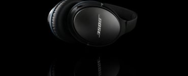 Bose QuietComfort 25 vs 35 Review - Outeraudio