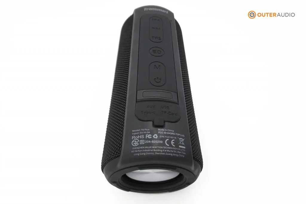Buttons on the Tronsmart T6 Plus