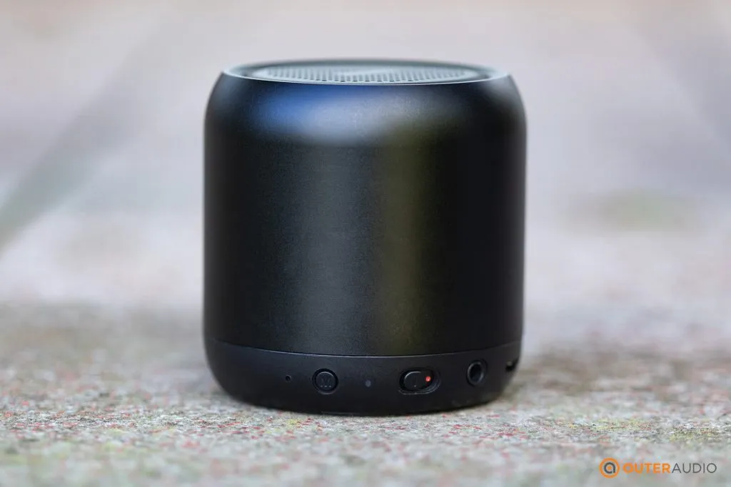 anker soundcore mini ports