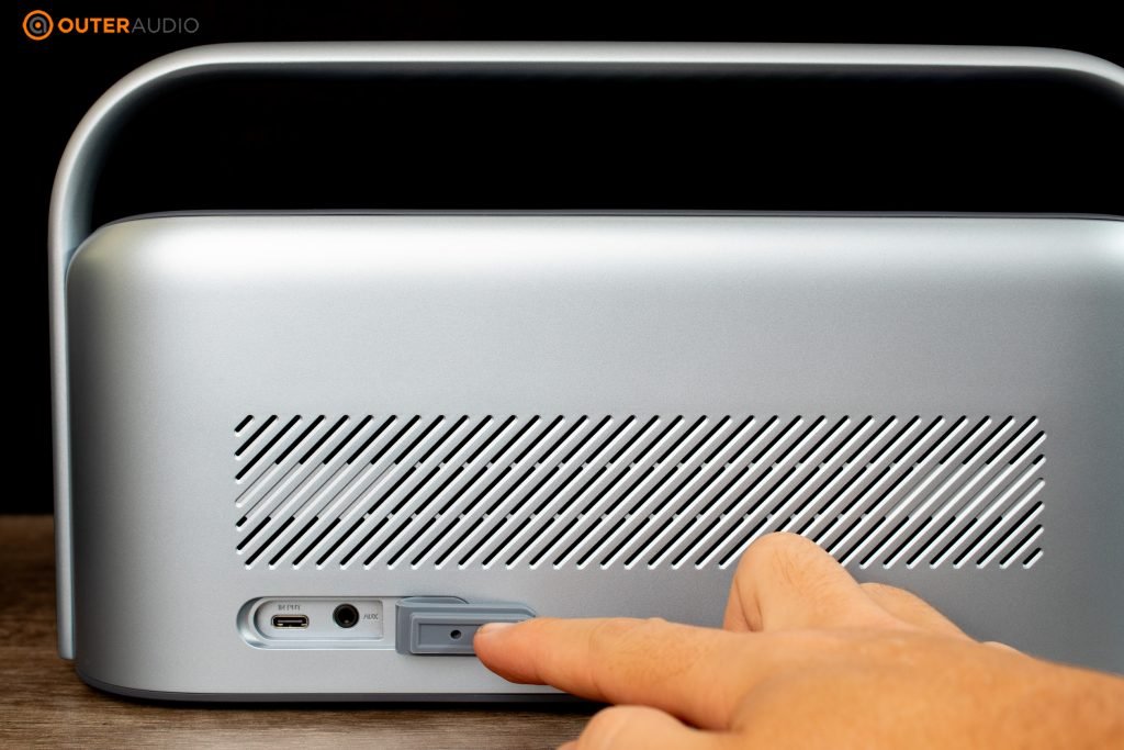 Soundcore Motion X600 ports