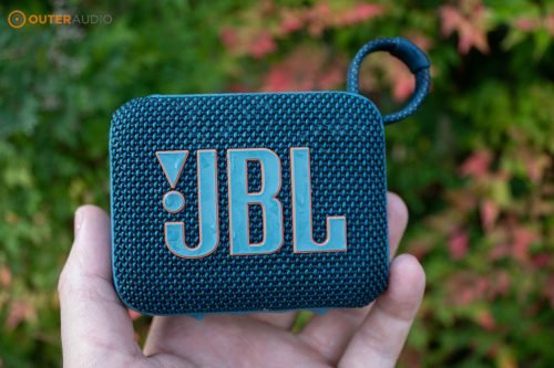 JBL GO 4 Front With Water