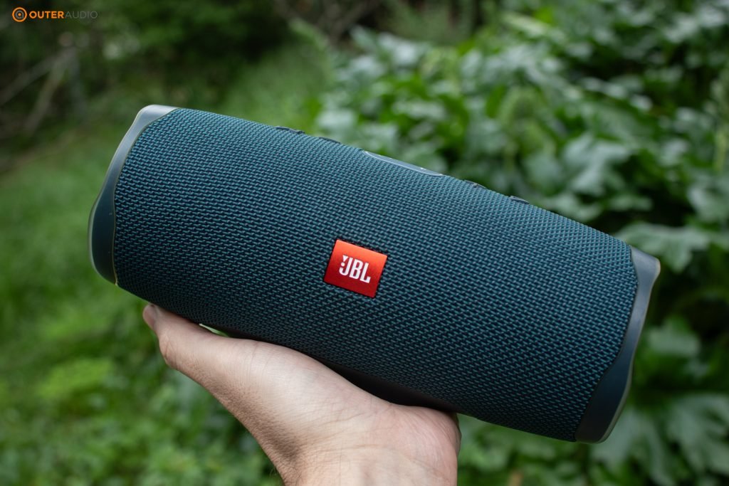 JBL Charge 4 Portability