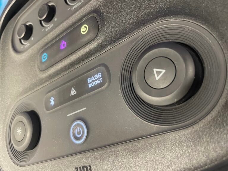 JBL PartyBox 320 Top