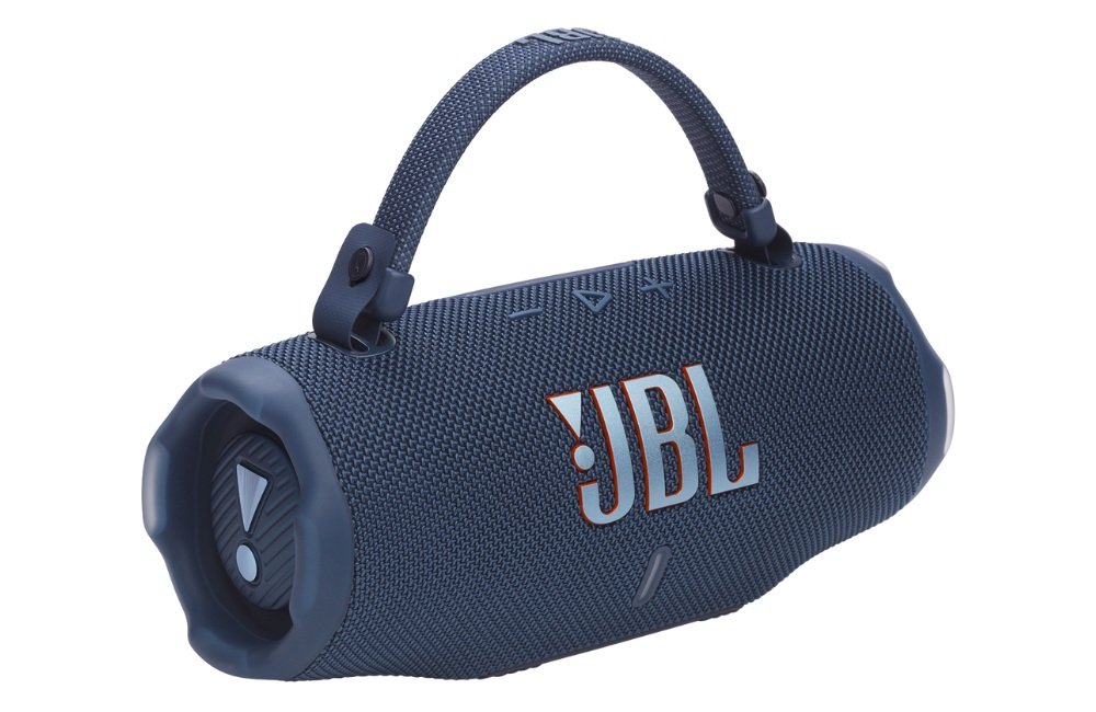 JBL Charge 6 Portability