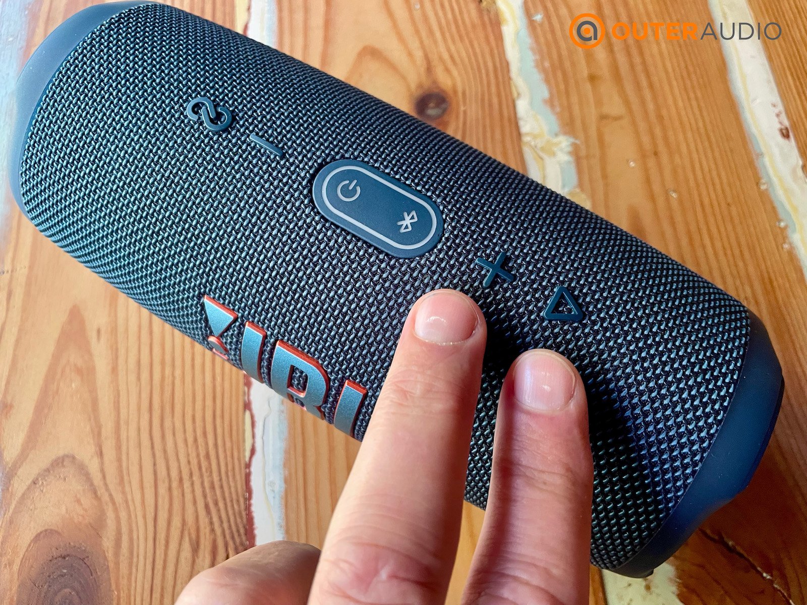 How to reset a JBL Speaker