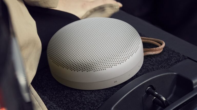 minimalist speaker